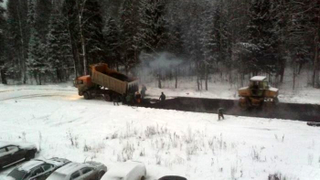 Illustration for article titled Why do Russians pour asphalt over snowed roads instead of plowing them?